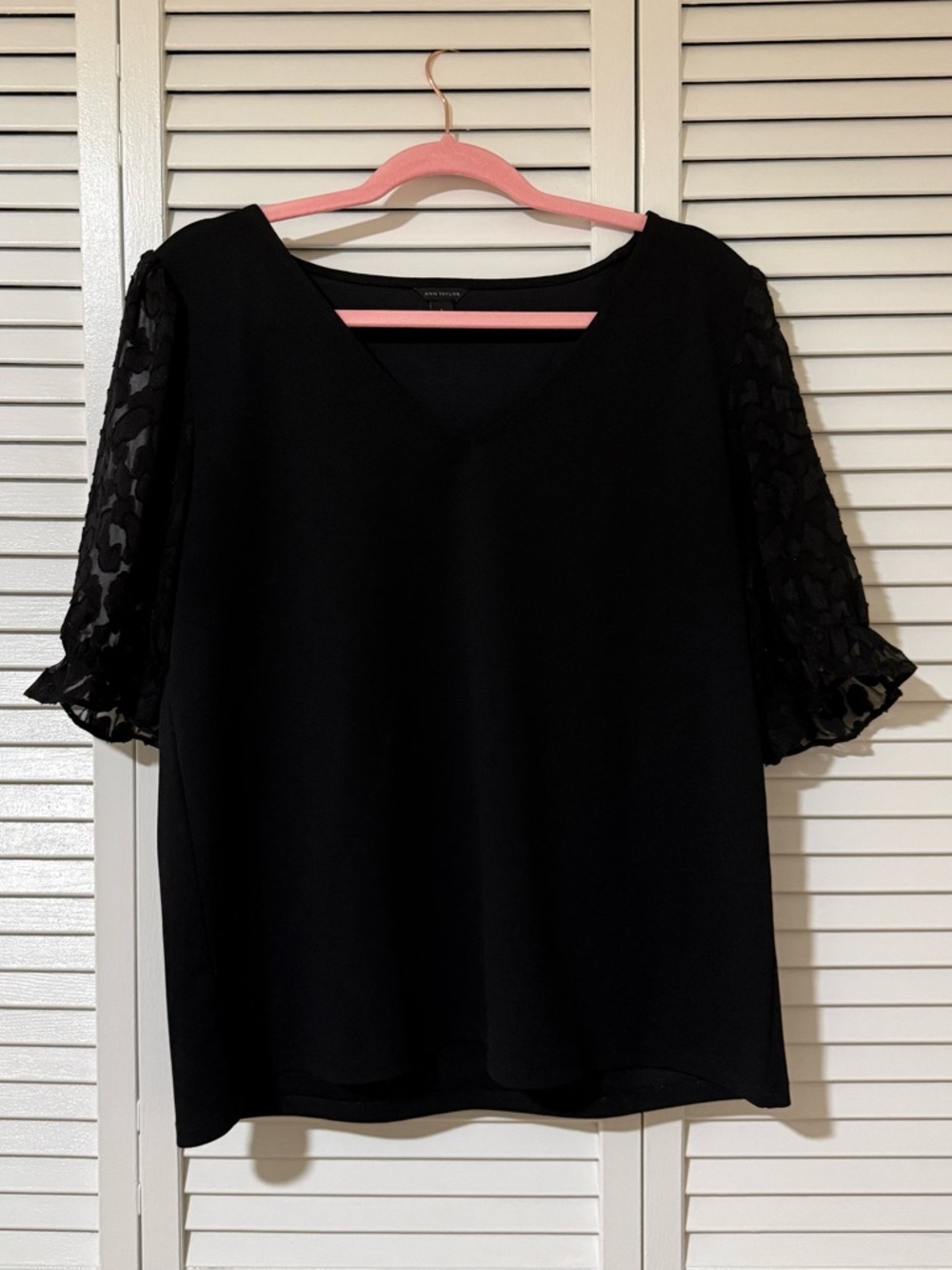 Ann Taylor Black V-Neck Blouse with Sheer Floral Puff Sleeves